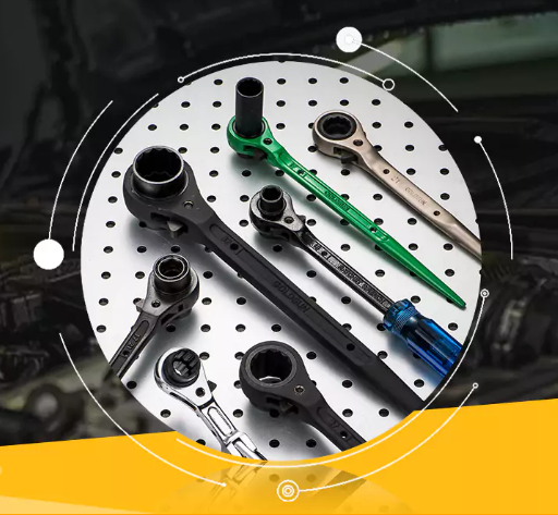 Quali sono le precauzioni per l'utilizzo di una chiave a bussola?